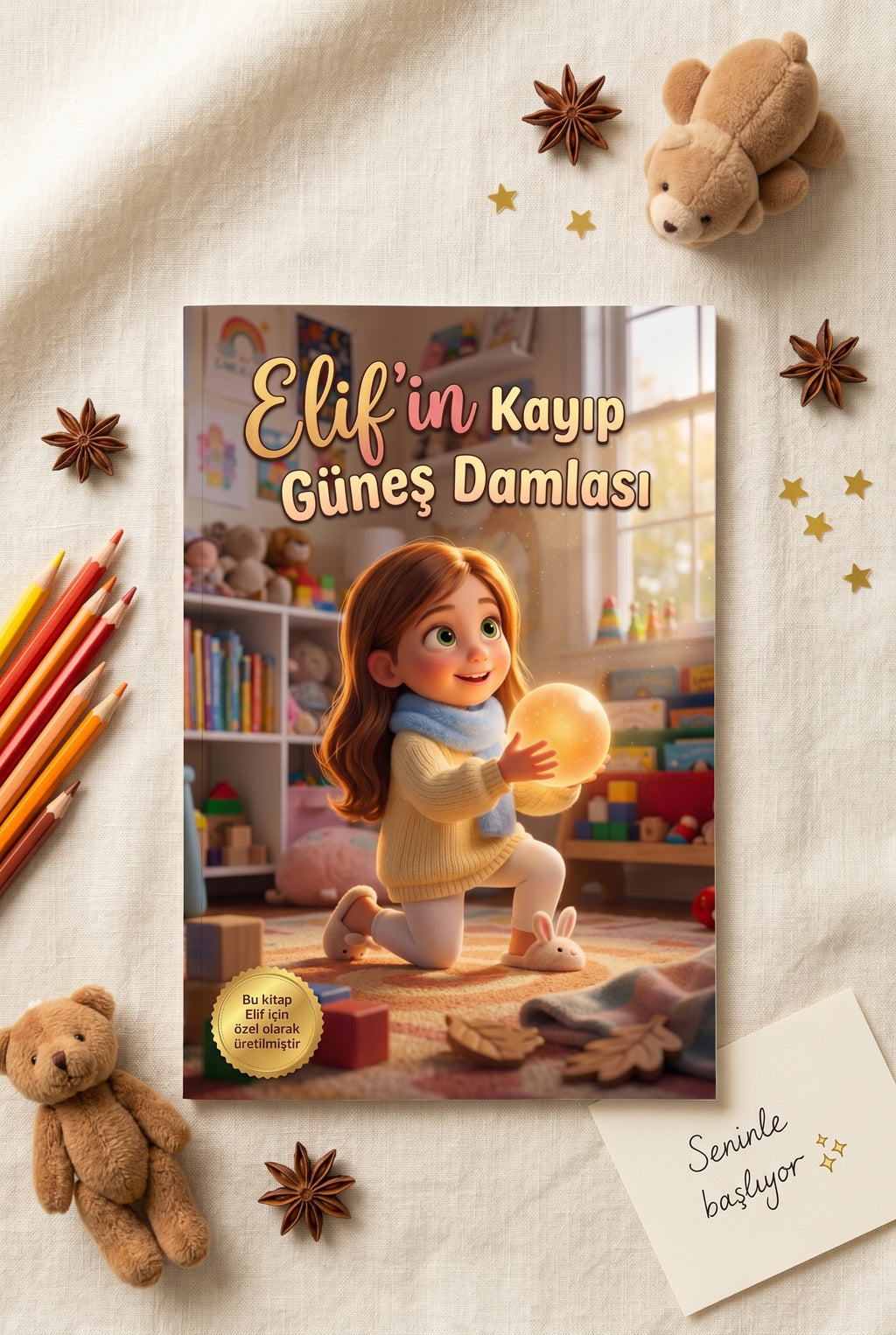 Ahşap masa üzerinde kişiselleştirilmiş anaokulu masal kitabı, denizaltı ve güneş şatosu sahneleri açık
